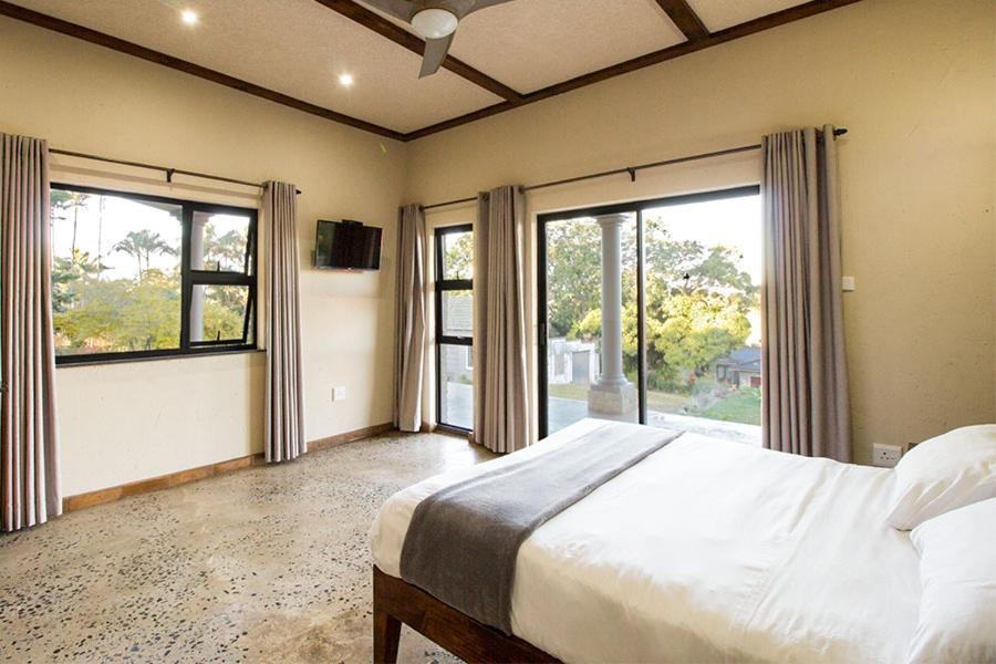 Stephan'S Guest House Port Shepstone Exterior foto
